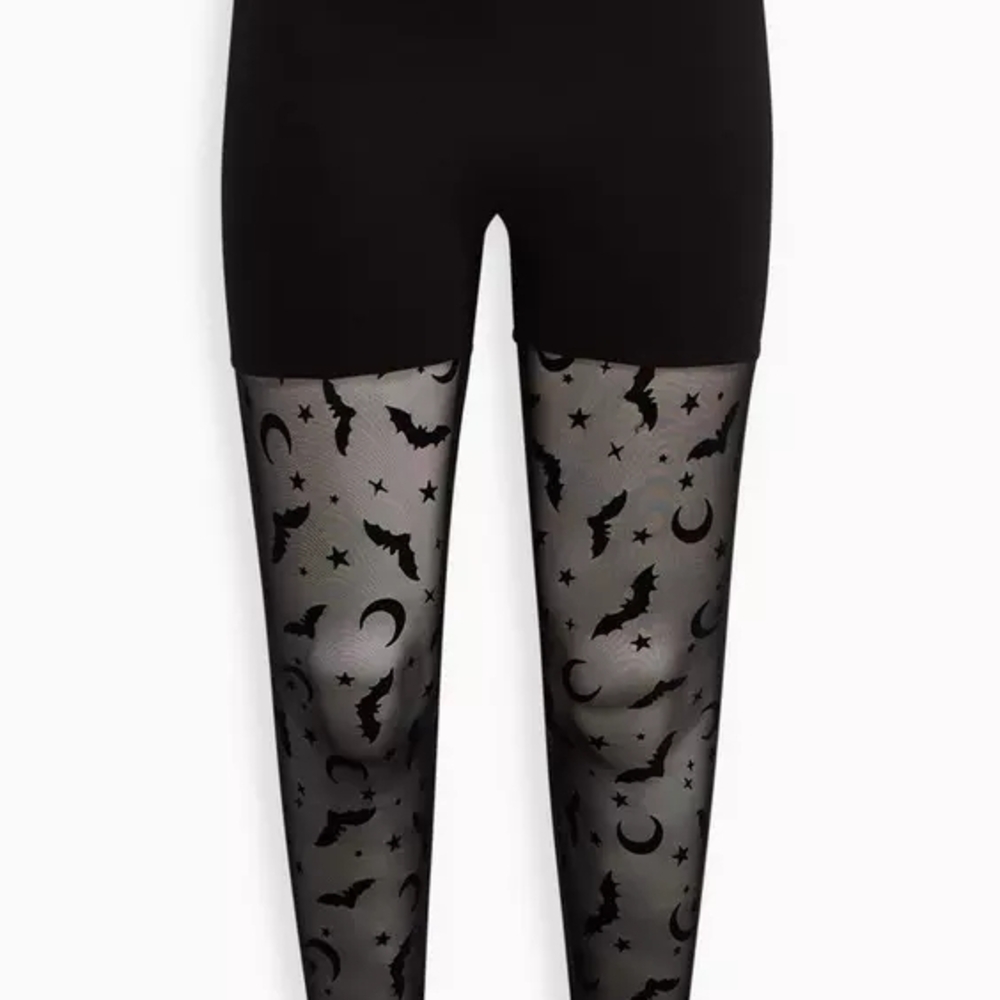 Torrid Full Length Comfort Waist Flocked Legging- Bats & Moons- Size 2x - Picture 2 of 7